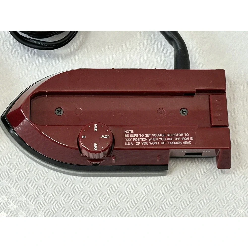 Sanyei Travel‎ Club Travel iron model PC-50: 120/240 V